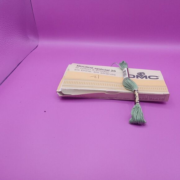 DMC 368 Floss Green Lot - 12 Skeins Embroidery Thread Pack NEW - Picture 4 of 4